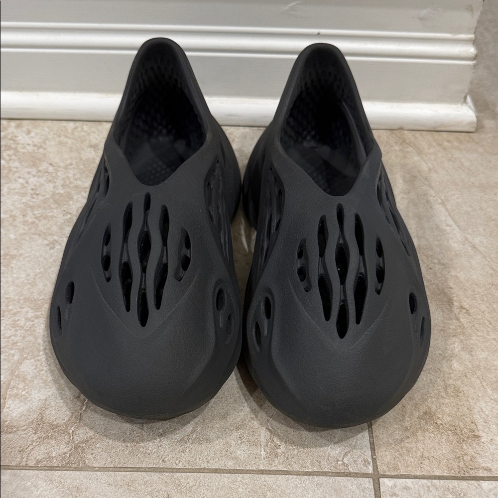 Yeezy Black Foam Runners